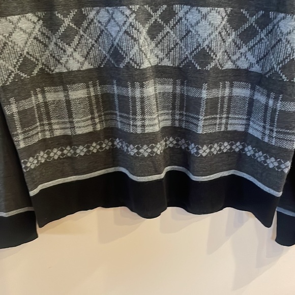 INC men’s V neck MERINO WOOL blend grey multi plaid pattern sweater size Med - Picture 5 of 9